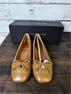 Vionic Klara Camel Ballet Flat Slip-on Shoe Women's Size 7 NIB